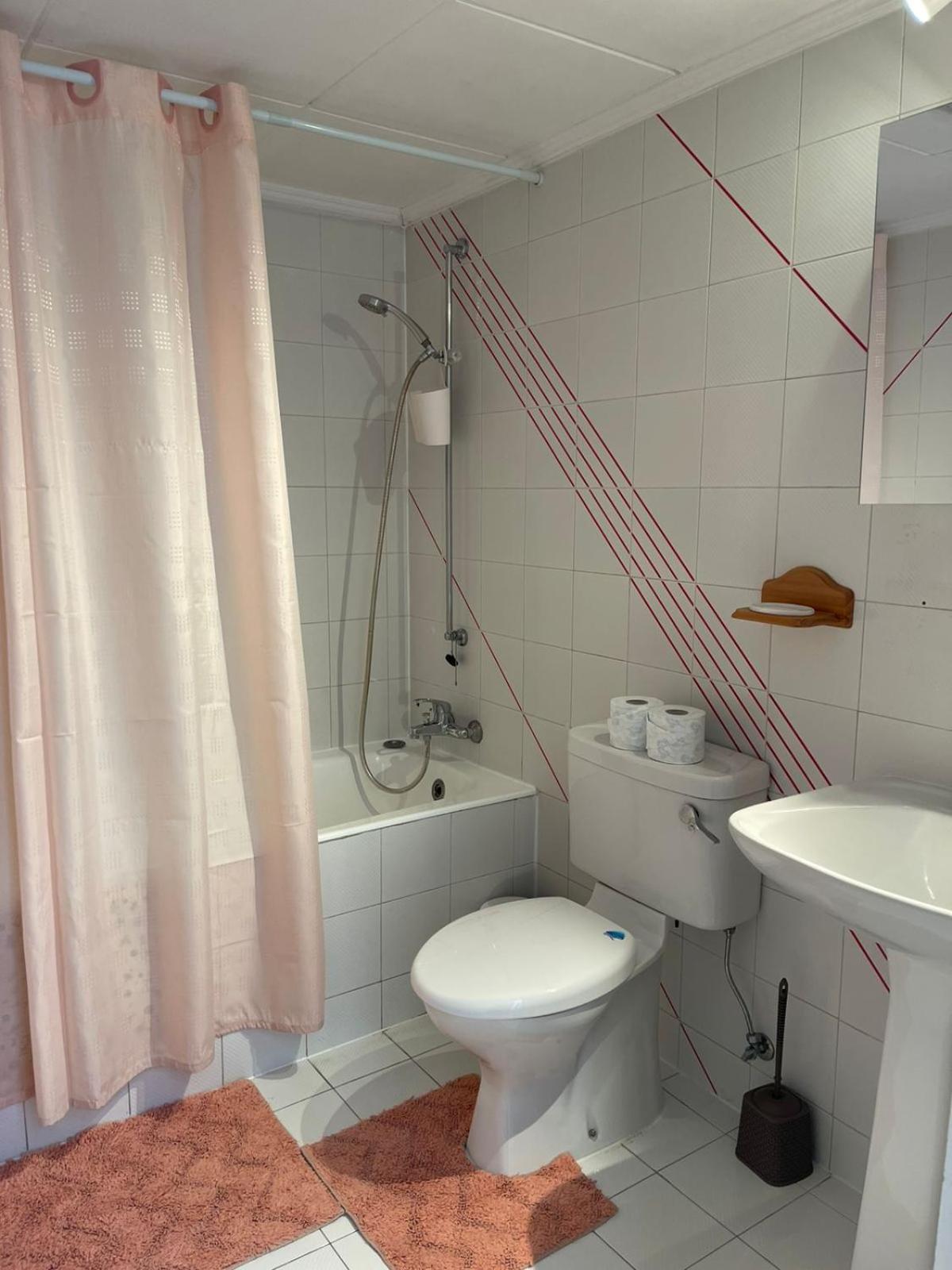 Limnaria Westpark 2 Bdrm Apartment 122 Pafos Dış mekan fotoğraf