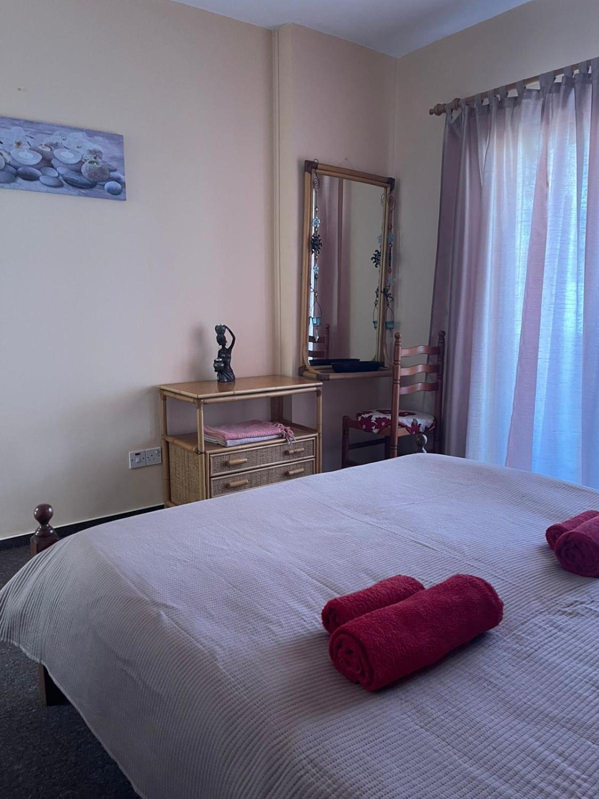 Limnaria Westpark 2 Bdrm Apartment 122 Pafos Dış mekan fotoğraf